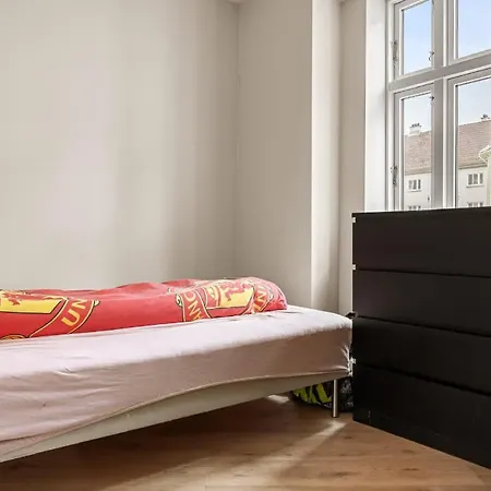 Heimby Living - Free Wifi - Four Bedrooms *