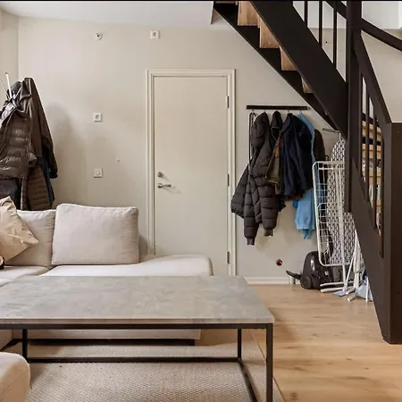 Heimby Living - Free Wifi - Four Bedrooms Apartment